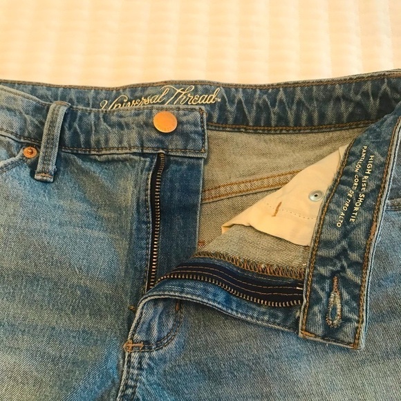 Universal Thread High Rise Shortie Denim Shorts - Picture 5 of 11